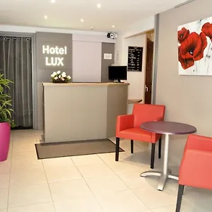  Hotel Lux